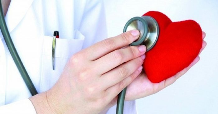 Mọi người cần đảm bảo chế độ dinh dưỡng theo tư vấn của bác sỹ và luyện tập đúng cách để nâng cao khả năng chống lạnh và ổn định huyết áp. Ảnh minh họa